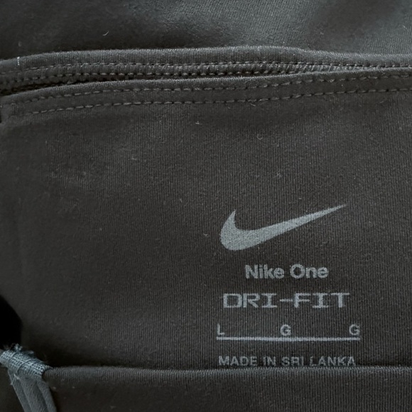 NIKE Women’s One Dri Fit High Waisted 7/8 Leggings Black Size L NEW - Picture 10 of 11